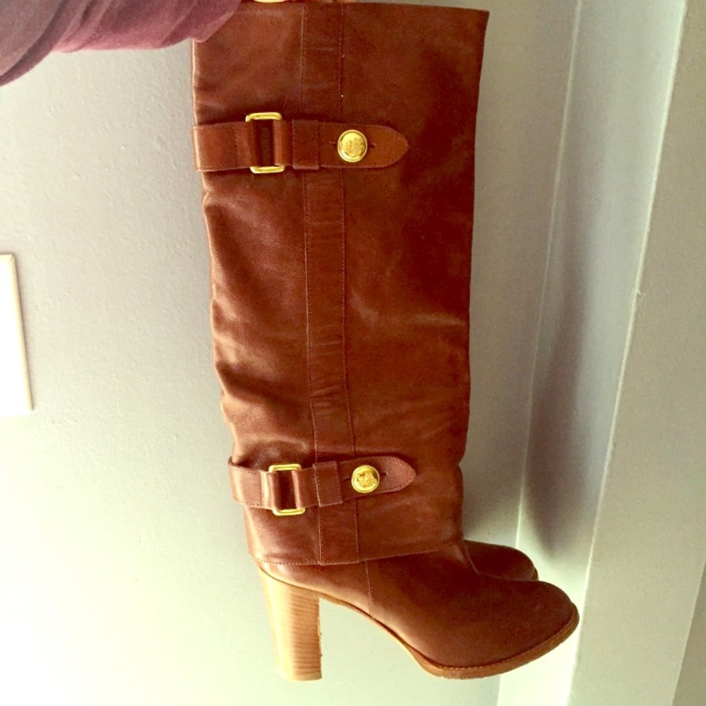 Beautiful, 100% Authentic, Coach leather boots. - Picture 1 of 7